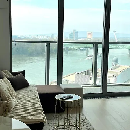 公寓 Luxury Aparment In Eurovea Tower *