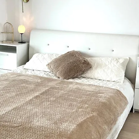 Luxury Aparment In Eurovea Tower *