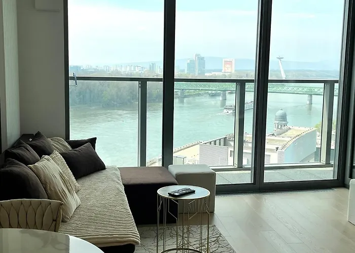 아파트 Luxury Aparment In Eurovea Tower *